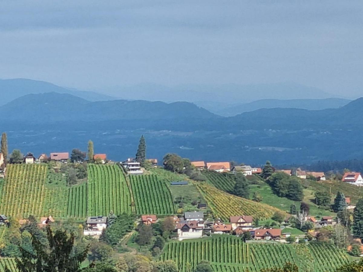 Weinstoeckl Hochgrail Pures Sein Vila Sankt Stefan ob Stainz Exterior foto